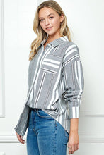 Load image into Gallery viewer, Oversize Strip Linen shirt