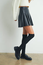 Load image into Gallery viewer, Solid Pleated Leather Mini Skirt