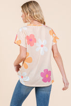 Load image into Gallery viewer, BOMBOM Floral Short Sleeve T-Shirt