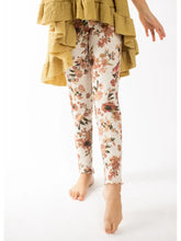 Load image into Gallery viewer, VANESSA Legging in Sand Floral