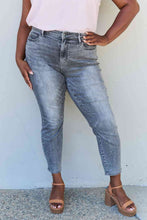 Load image into Gallery viewer, Judy Blue High Waisted Stone Wash Slim Fit Jeans
