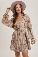 Load image into Gallery viewer, FLORAL PRINT  MINI DRESS
