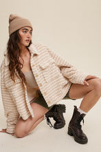 Load image into Gallery viewer, Plaid Fleece Shacket
