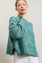 Load image into Gallery viewer, Turtle Neck Knit Top
