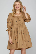 Load image into Gallery viewer, Bow embroidery dress
