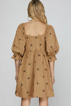 Load image into Gallery viewer, Bow embroidery dress
