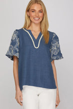 Load image into Gallery viewer, Blue Floral Top
