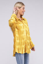 Load image into Gallery viewer, Tiered Shirring Velvet Shirt
