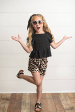 Load image into Gallery viewer, Kids Black Shirred Top &amp; Leopard Print Bow Spring Short Set
