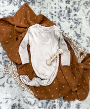 Load image into Gallery viewer, Knotted Baby Gown
