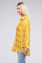 Load image into Gallery viewer, Tiered Shirring Velvet Shirt
