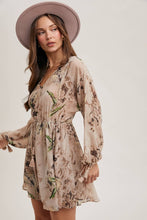 Load image into Gallery viewer, FLORAL PRINT  MINI DRESS

