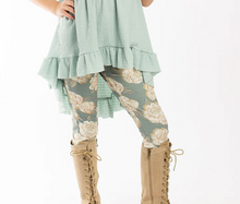 Load image into Gallery viewer, Floral leggings
