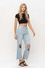 Load image into Gallery viewer, 90&quot;s Vintage Crop Flare Jeans
