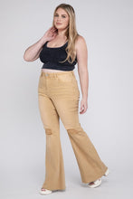 Load image into Gallery viewer, Plus Size High Rise Flare Jeans
