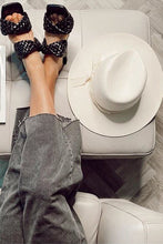 Load image into Gallery viewer, Ivory delight hat - Believe Inspire Beauty 
