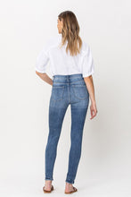 Load image into Gallery viewer, HIGH RISE BUTTON UP ANKLE SKINNY
