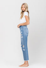 Load image into Gallery viewer, DISTRESSED RAW HEM MOM JEANS
