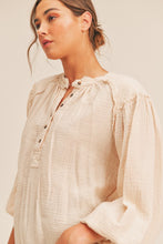 Load image into Gallery viewer, Distressed Button Down Top
