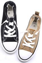 Load image into Gallery viewer, Fashion Low Rise Sneakers
