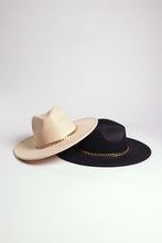 Load image into Gallery viewer, Fedora Hat with Chain
