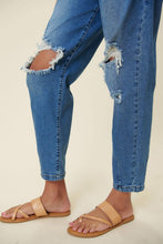 Load image into Gallery viewer, Distressed Slouchy Jeans
