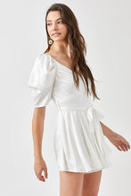 Load image into Gallery viewer, PLEATED PUFF SLEEVE OVERWRAP ROMPER
