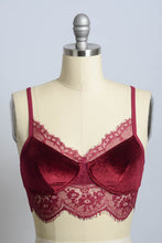 Load image into Gallery viewer, Velvet and Lace Half Cami

