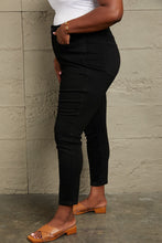 Load image into Gallery viewer, Judy Blue Full Size Tummy Control High Waisted Classic Skinny Jeans
