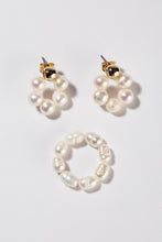 Load image into Gallery viewer, Natural pearl ring and floral pearl earring set
