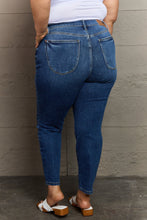Load image into Gallery viewer, Judy Blue High Waist Shield Back Pocket Slim Fit Jeans
