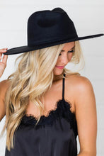 Load image into Gallery viewer, Black brim hat - Believe Inspire Beauty 
