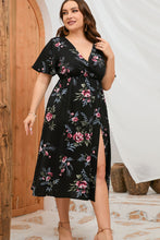 Load image into Gallery viewer, Plus Size Floral Short Sleeve Split Dress
