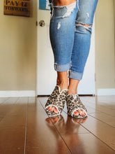 Load image into Gallery viewer, Mid Heel Leopard Sandals (approx.  ship date 4-22) - Believe Inspire Beauty 
